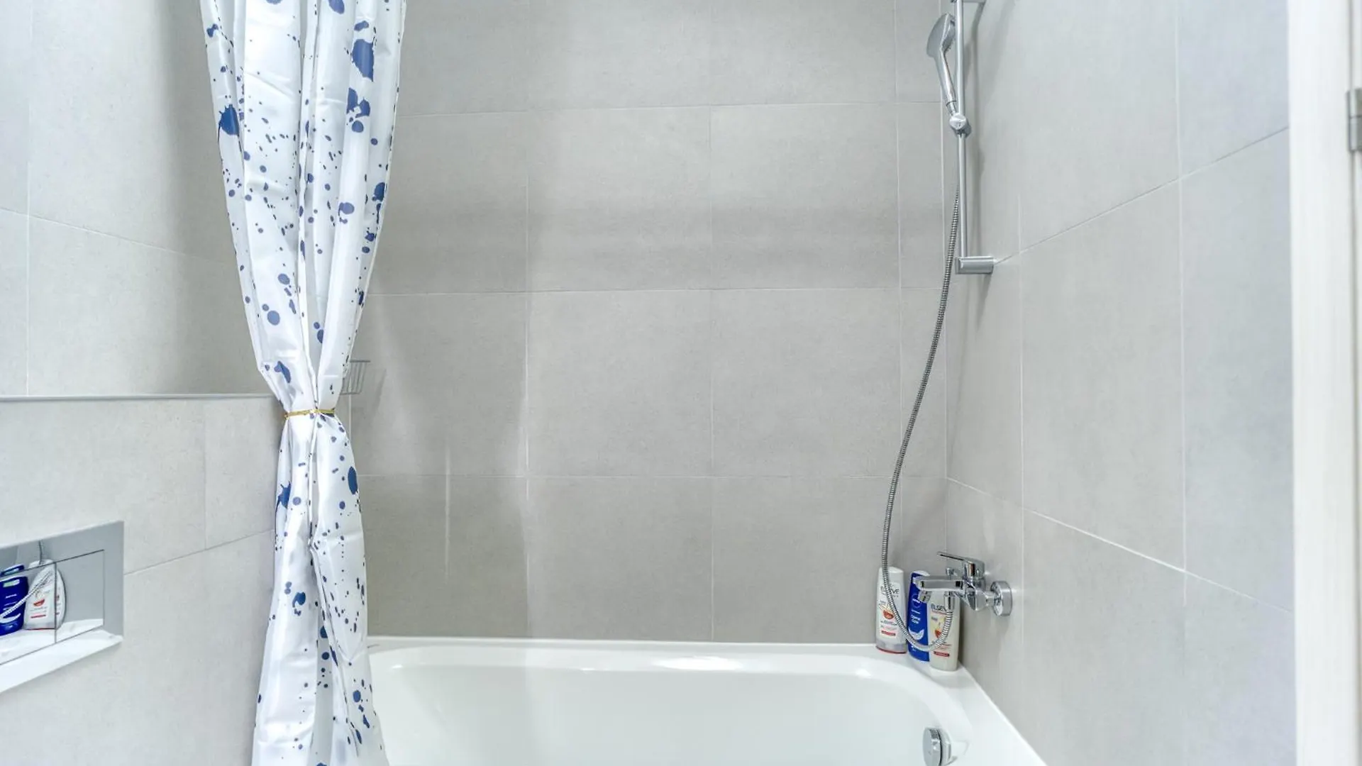 Modern 1Br Parcului Hideaway Daire Bükreş
